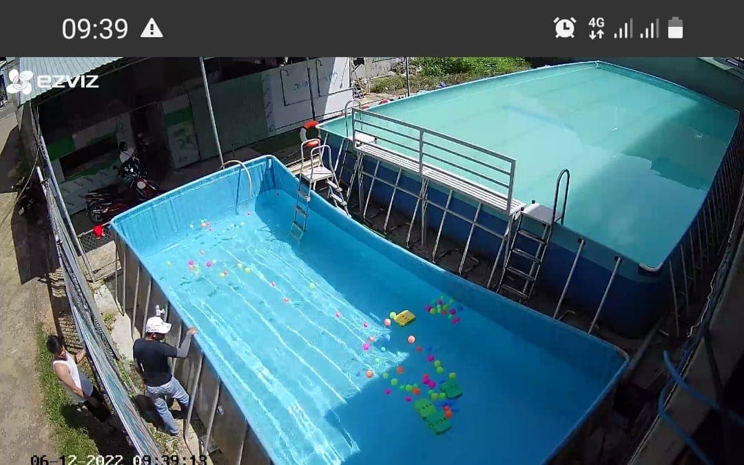 Toàn cảnh hai hồ bơi từ trên cao