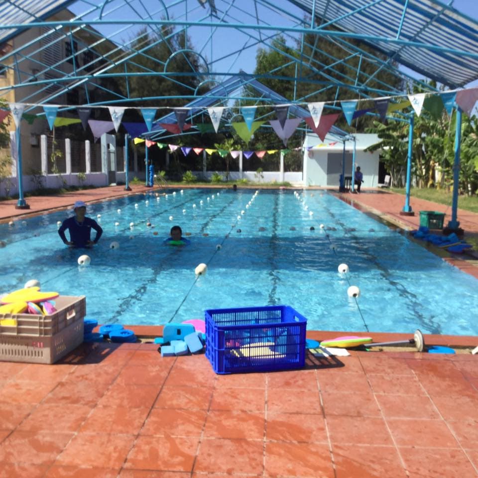 Bơi nền tảng tiểu học (6–10 tuổi)